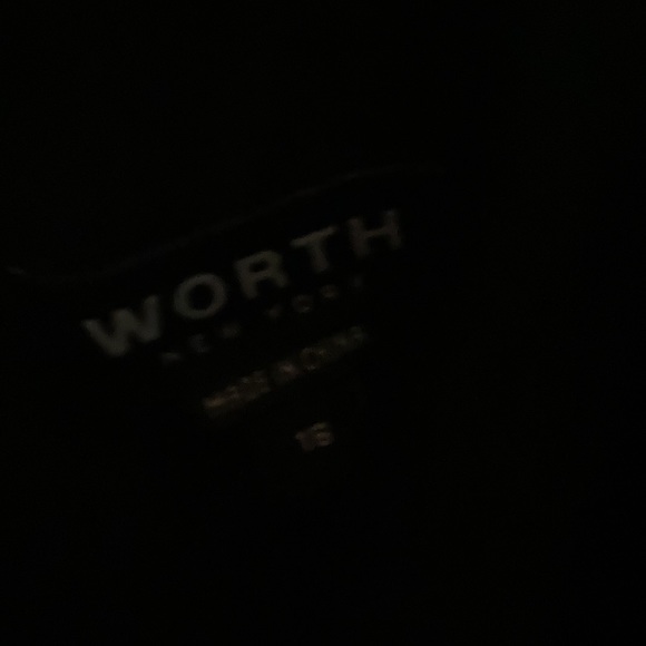 Great fall faux zip velvet vest. Belt loop attached for more fashionable styling - Picture 3 of 4